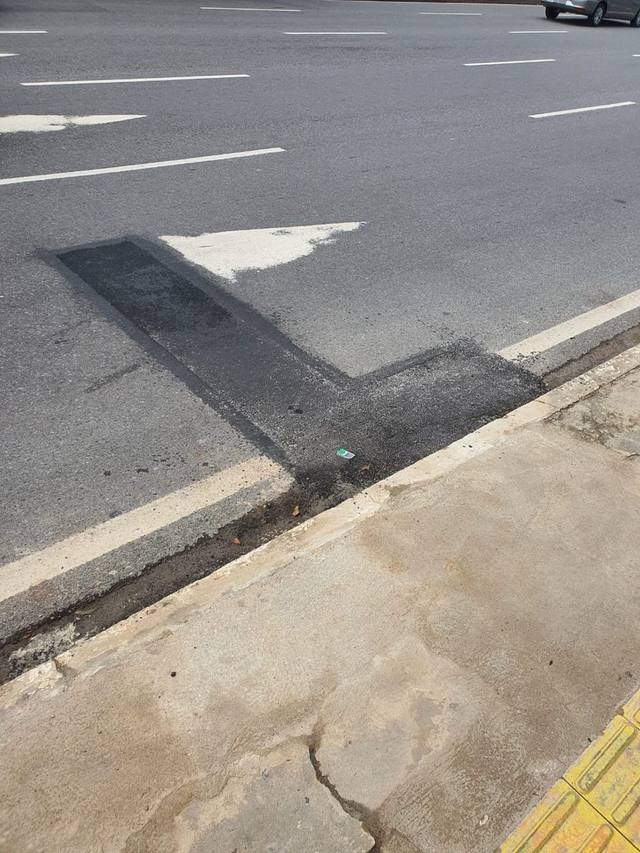 Recomposição do pavimento nos pontos de acesso às caixas