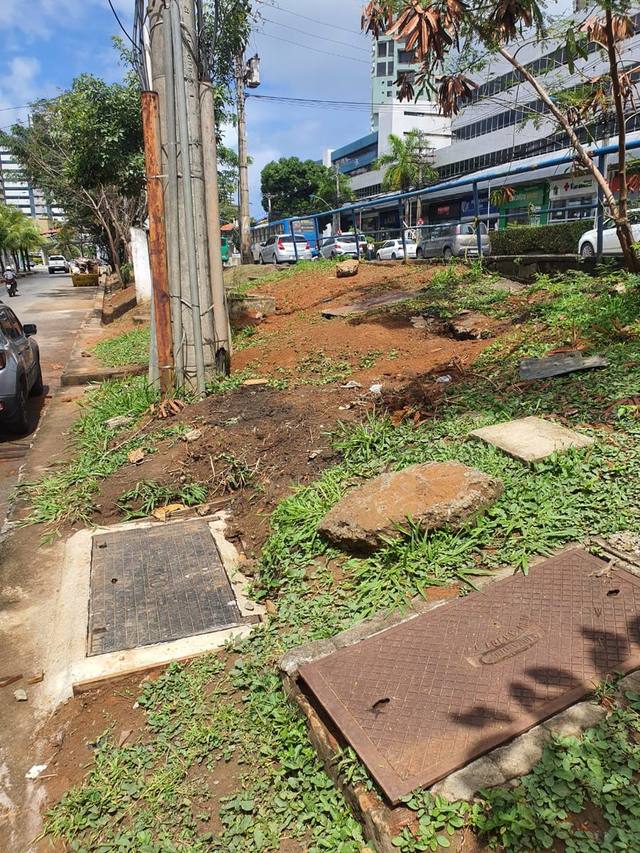 Pavimento recomposto conforme o padrão municipal